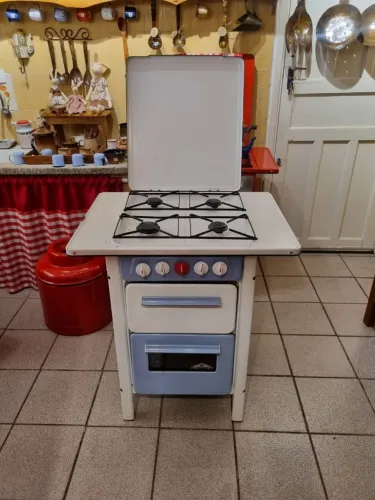Fogão Dako original antigo<br>Original <br>Será revisado e entregue funcionando forno e chamas