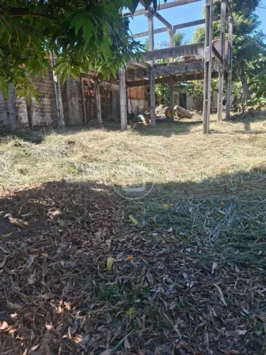 TERRENO COM BARRACÃO À VENDA
