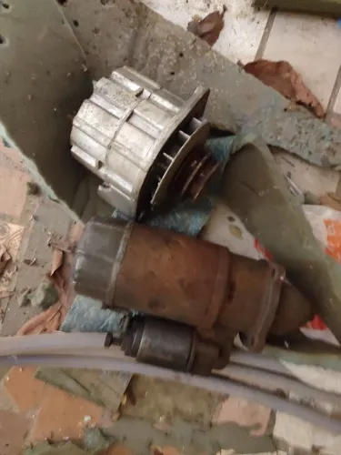 Vendo arranque e alternador de caminhão telefone *