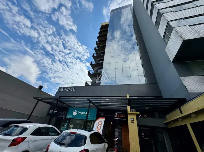 SALA COMERCIAL MOBILIADA NO EDIFÍCIO PRIME LIFE, COM VAGA DE GARAGEM