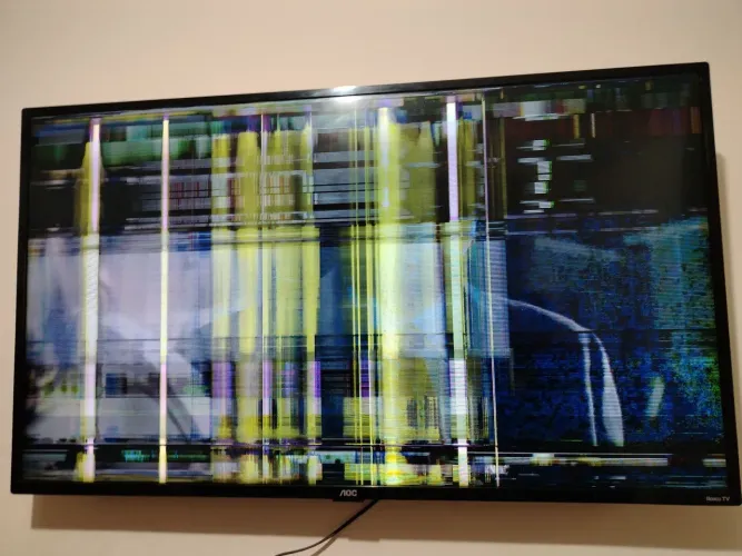 Vendo smart tv de 43 polegadas AOC 
