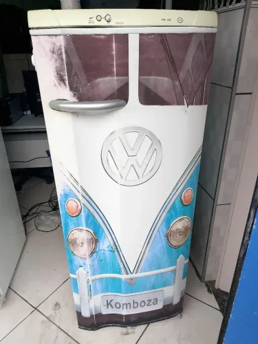 Geladeira Electrolux gelo seco 