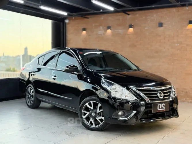 Nissan Versa Unique 1.6 16V Flexstart 4P Aut. 2017