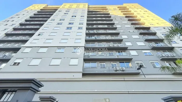 Ótimo apartamento com 2 quartos no Cristo Redentor - Porto Alegre - RS