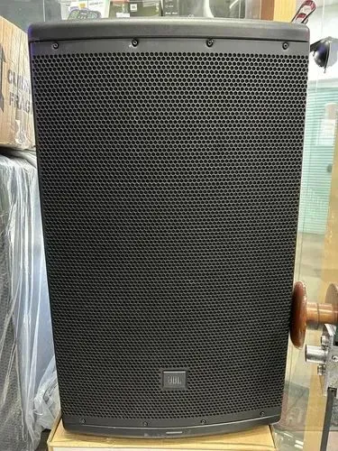 JBL - EON 615 / 1 UND