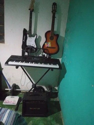 Troco meus instrumentos por pc tel wattssap *