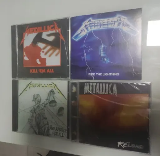Cds Metallica - 4cds novos sendo 2 lacrados