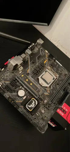 PROCESSADOR INTEL i7 9700F 8/8 3.0GHZ/4.7GHZ + PLACA MÃE H310M DDR4 PRA SAIR LOGO