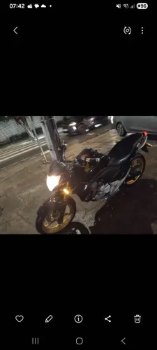 Moto certinha so com alguns detalhes pra fazer