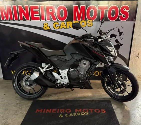 CB 300F Twister Flex