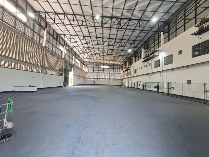 Galpão 1600m²/ habite-se e avcb/   - Manaus - AM