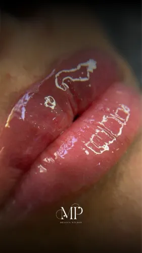 Micropigmentação labial