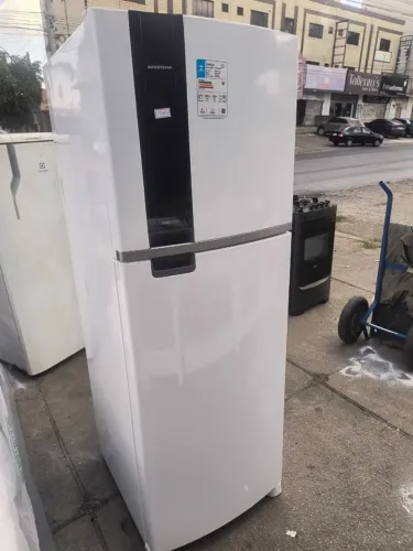 Geladeira bratemp frost free nova
