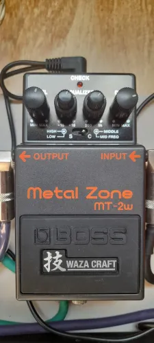 Pedal Boss Metal Zone Waza Craft MT-2w