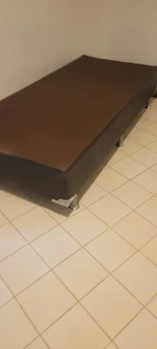 Cama box com colchão de solteiro Ortobom