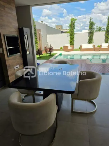 Casa de Condomínio para aluguel, 3 quartos, 3 suítes, 2 vagas, JARDIM BOTANICO - Uberlândi