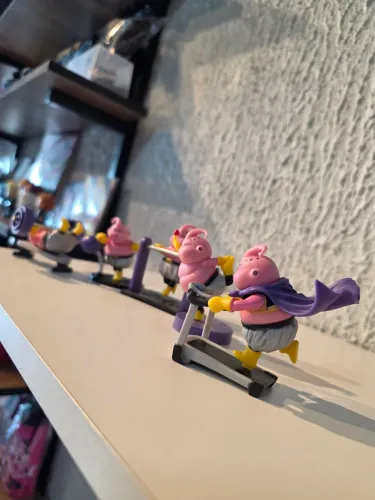 Majin Boo miniaturas 