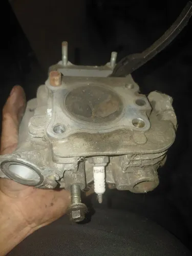 Cabeçote Original de Burgman 125 carburada 