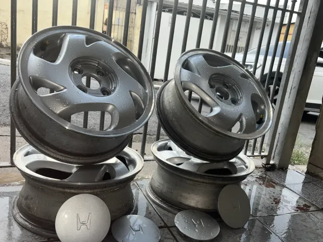 VENDO JOGO DE RODAS ORIGINAL - HONDA - ARO 14