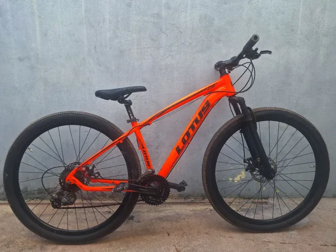 Bicicleta lotus aro 29