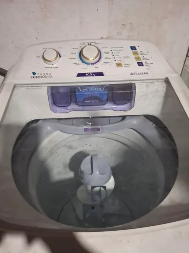 Maquina de lavar 
