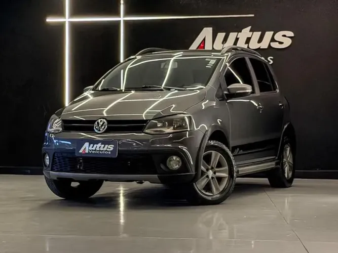 Volkswagen Crossfox 1.6 MI Total Flex 8V 5P 2012
