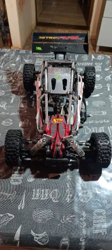 Buggy XTM Racing a combustão 1/10.