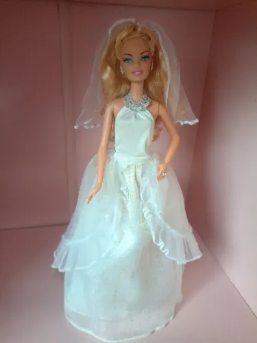 Barbie Noiva 2011