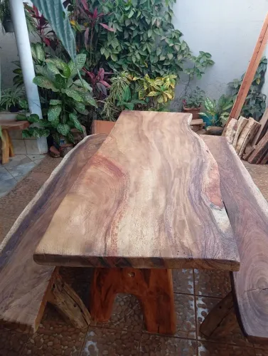 Mesa Rústica