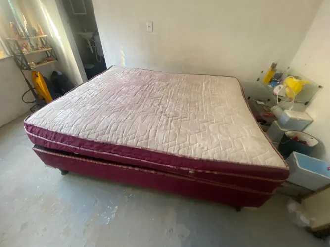 Pra vender logo. Cama box