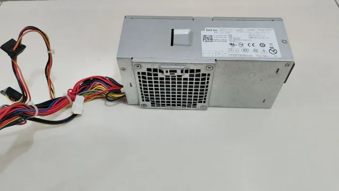 Fonte Dell H250AD-01 250w PFC Ativo