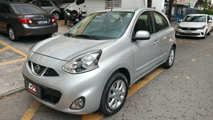 Nissan March SV 1.6 16V Flex Fuel 2015