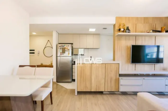 Apartamento com 2 dormitórios à venda, 66 m² por R$ 650.000,00 - Portão - Curitiba/PR