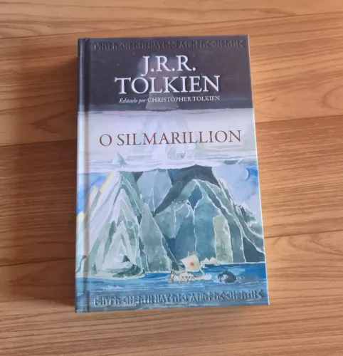 O Silmarillion de J.R.R. Tolkien - Editora HarperCollins