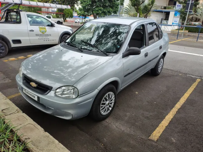 Chevrolet Corsa SED Class.life 1.0/1.0 Flexpower (álcool) 2009
