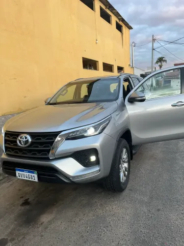 Toyota Hilux SW4 SRV 4X2 2.7 Flex 16V Aut. 2021