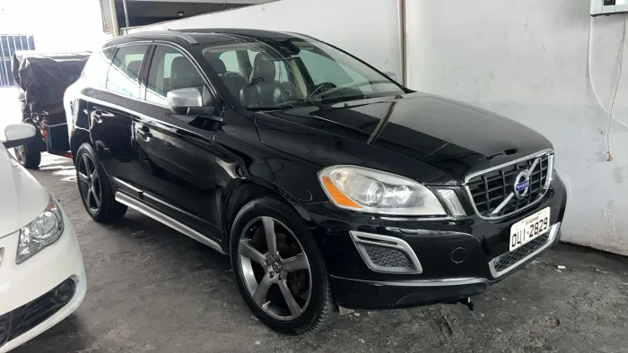 Volvo XC 60 T-5 R-design 2.0 FWD 5P 2013
