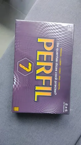 Jogo de tabuleiro Perfil 7 lacrado
