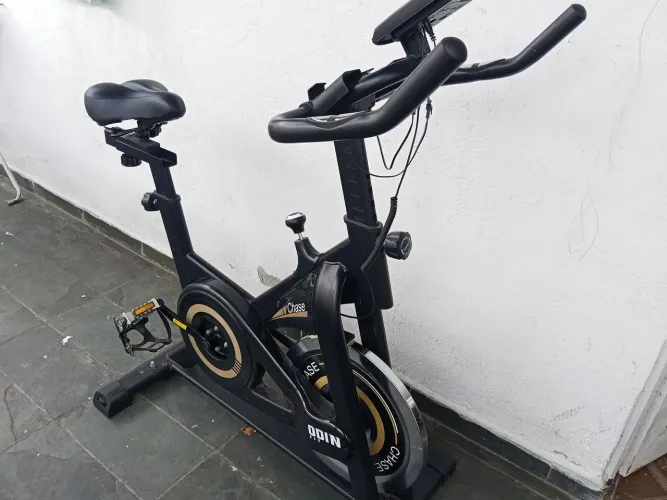 Bicicleta ergométrica spinning