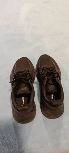 Tênis Adidas