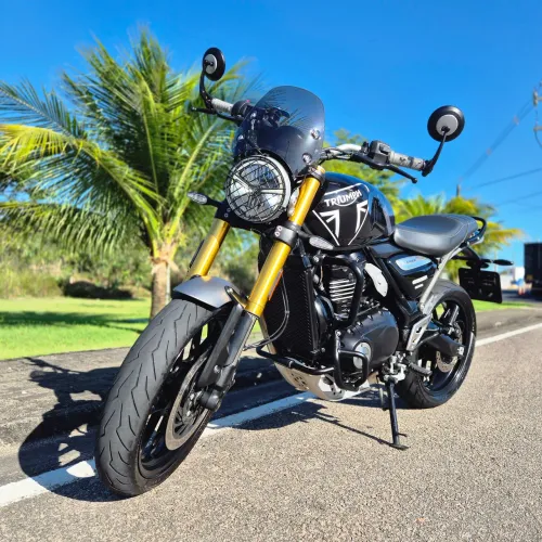 Triumph Speed 400 Preta - Impecável + Completa em Acessórios / Proteções