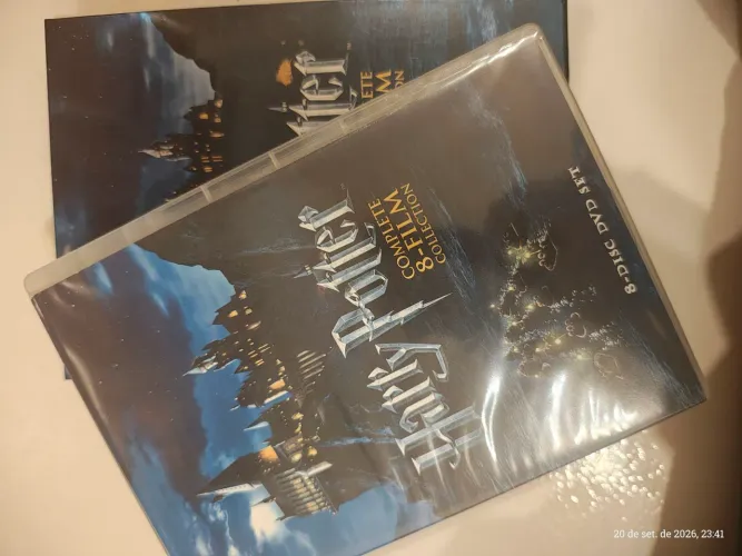 Caixa de Dvd Harry Potter Complete 8-Film Collection com 7 dos 8 Discos 