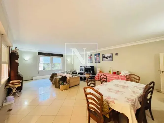 Apartamento : Padrão / Residencial / Copacabana