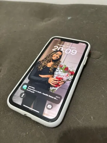 iPhone XR 64GB Branco - Funcionando Perfeitamente