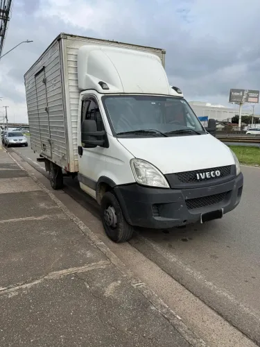 Iveco Daily Chassi 35s14 3.0 16V Diesel Mec. (e5) 2013