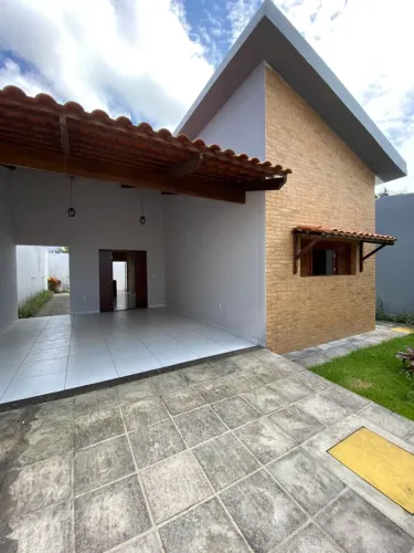 Casa em Nova Mangabeira