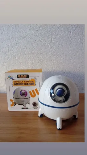 Umidificador astronauta