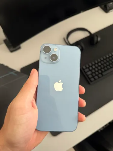 iPhone 14 excelente