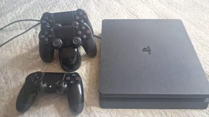 PS4 SLIM 500GB