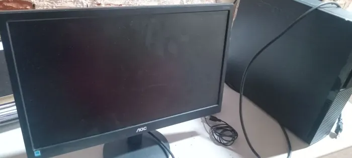 PC completo monitor AOC 20 polegada+ Cpu Lenovo+ teclado+ mouse